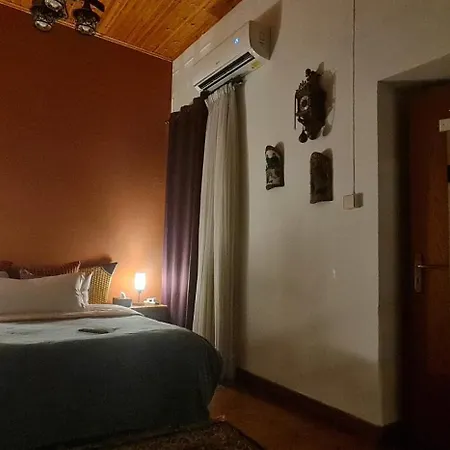 Petro's Antique House Quarto em Acomodações Particulares Nicósia