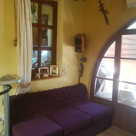 Quarto em Acomodações Particulares Petro's Antique House *