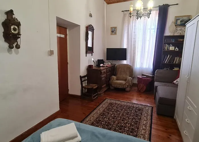 Petro's Antique House * Nikozja